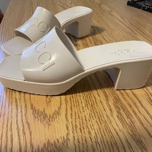 Gucci rubber sandals